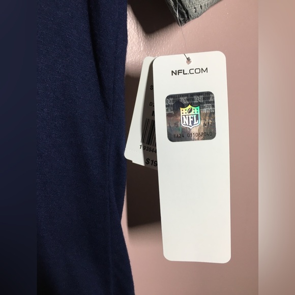 NE Patriots Short Sleeve T- NW - Picture 3 of 4